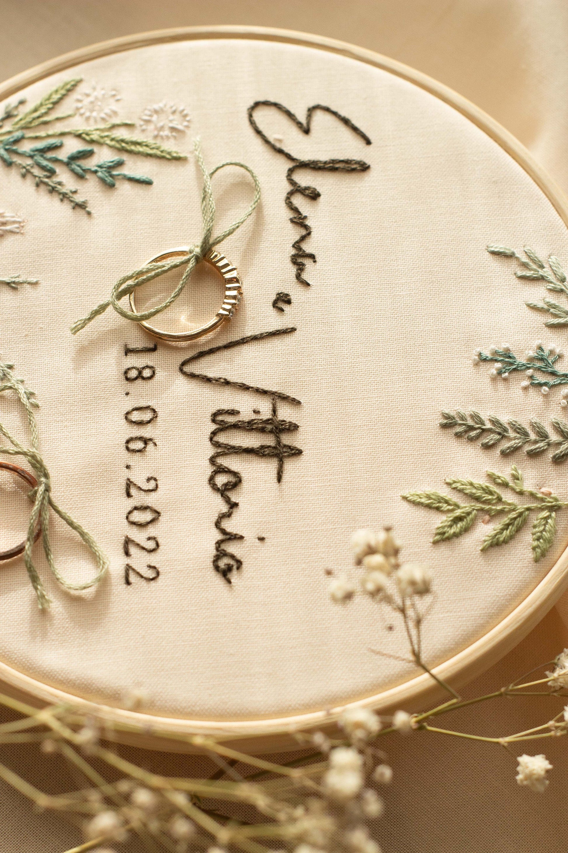 Porta fedi personalizzato Regalo nozze personalizzato Porta fedi ricamato Regalo per gli sposi personalizzato Porta fedi rustico e floreale