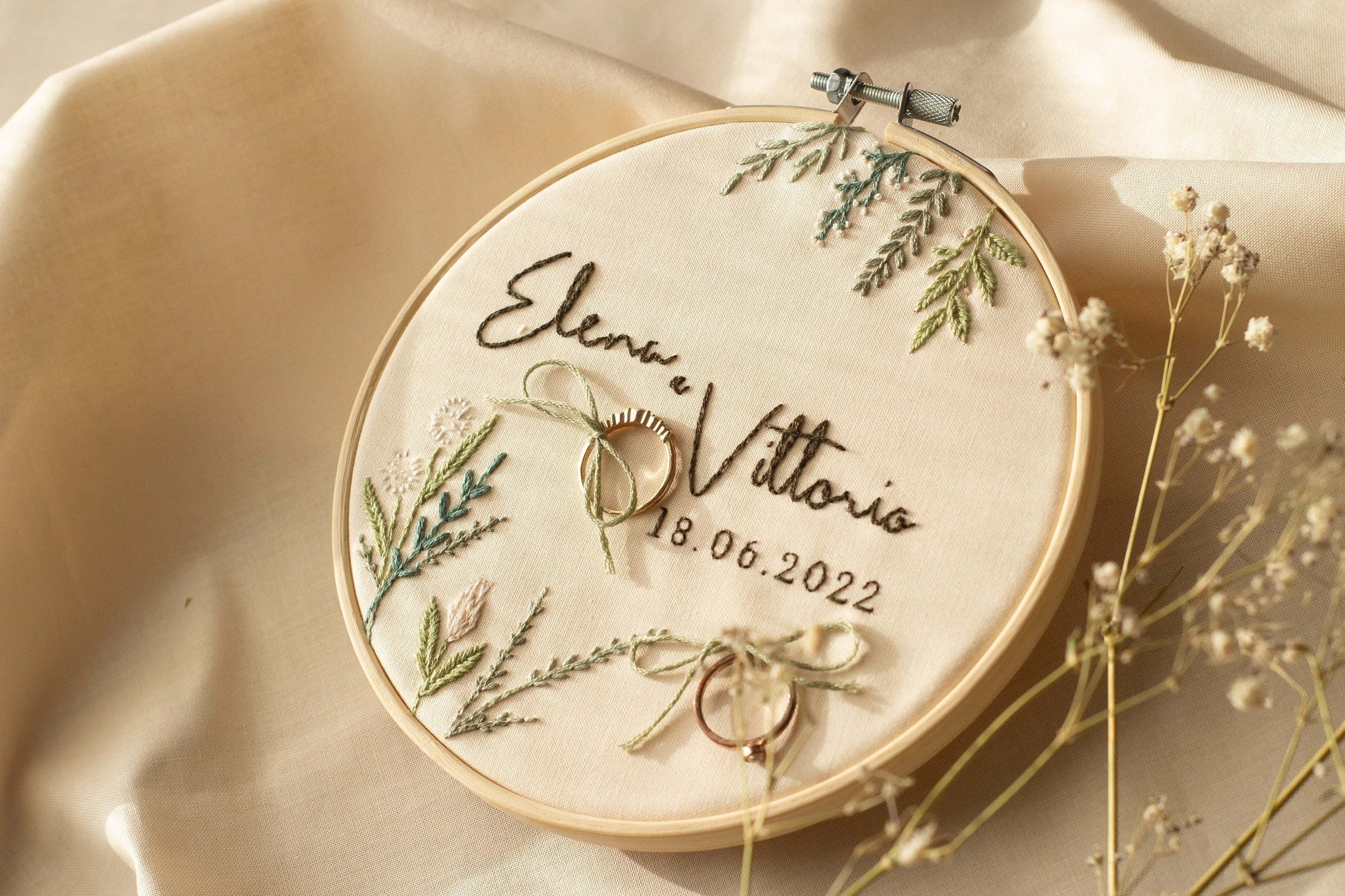 Porta fedi personalizzato Regalo nozze personalizzato Porta fedi ricamato Regalo per gli sposi personalizzato Porta fedi rustico e floreale