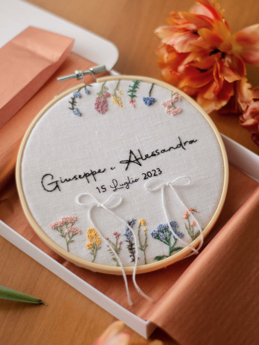 Regalo nozze personalizzato Porta fedi personalizzato Porta fedi ricamato Porta fedi fiori da campo Regalo sposi personalizzato