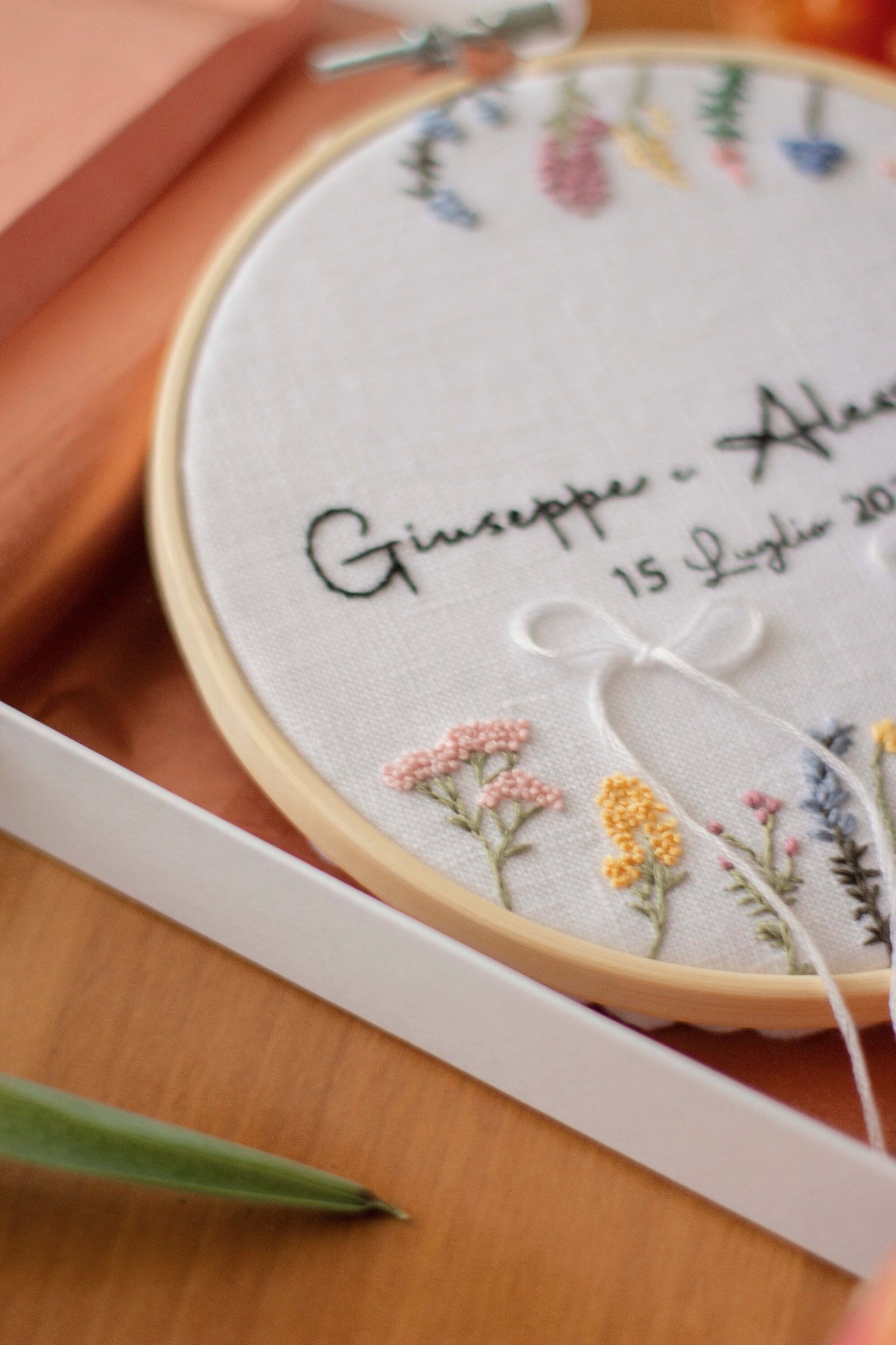 Regalo nozze personalizzato Porta fedi personalizzato Porta fedi ricamato Porta fedi fiori da campo Regalo sposi personalizzato