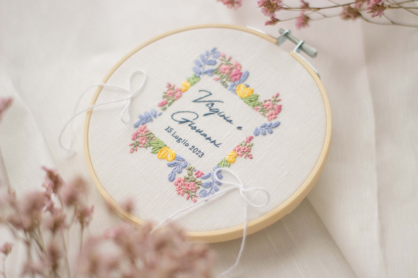 Porta fedi personalizzato Regalo nozze personalizzato Porta fedi ricamato Regalo per gli sposi personalizzato Porta fedi fiori rosa e limoni