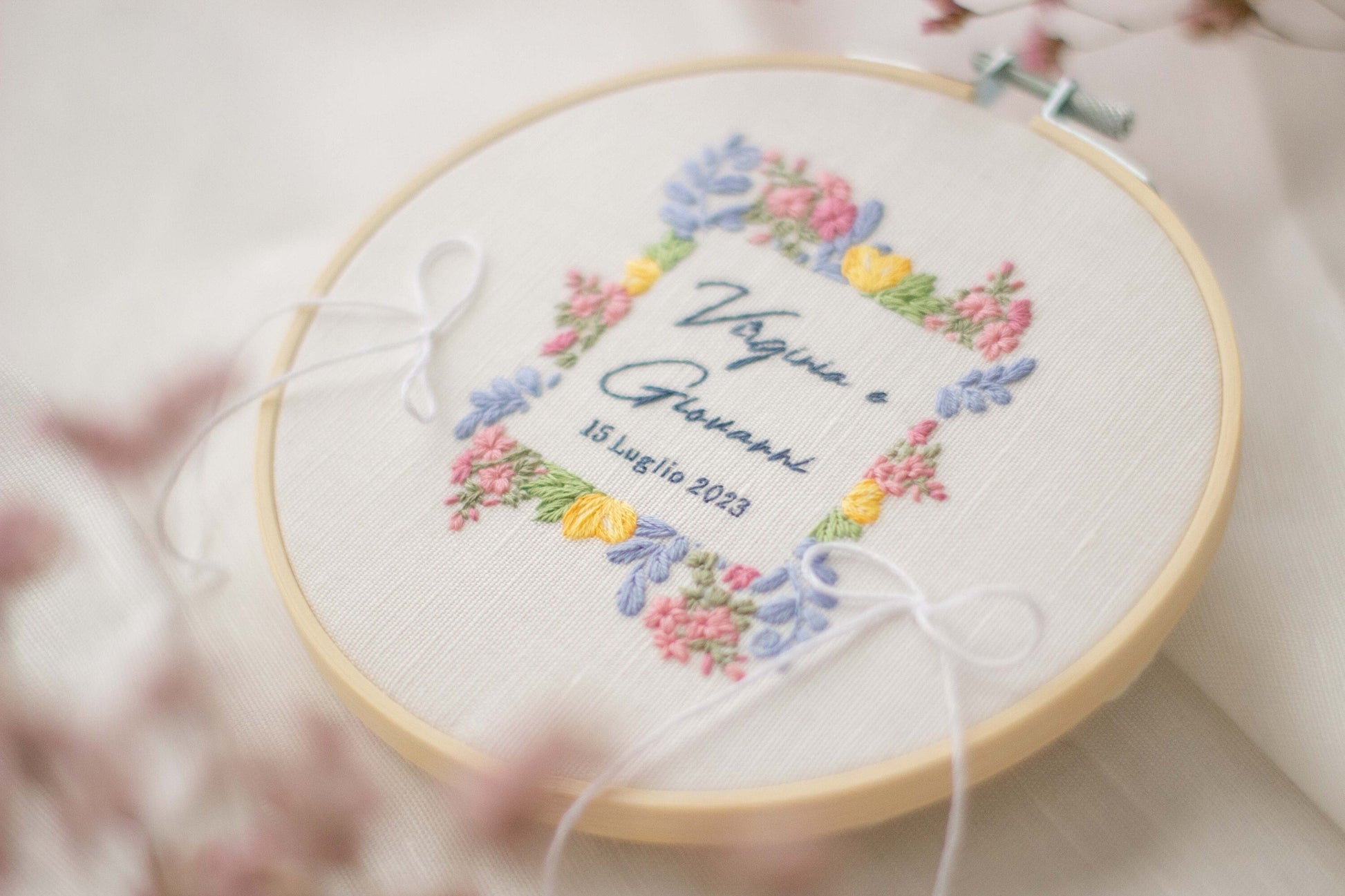 Porta fedi personalizzato Regalo nozze personalizzato Porta fedi ricamato Regalo per gli sposi personalizzato Porta fedi fiori rosa e limoni