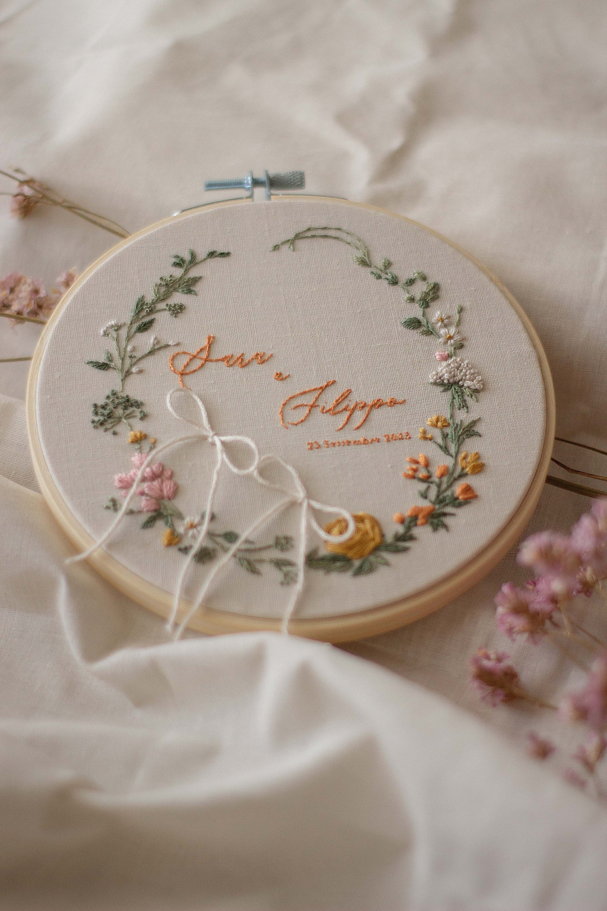 Regalo nozze personalizzato Porta fedi personalizzato Porta fedi ricamato Porta fedi fiori da campo Regalo sposi personalizzato