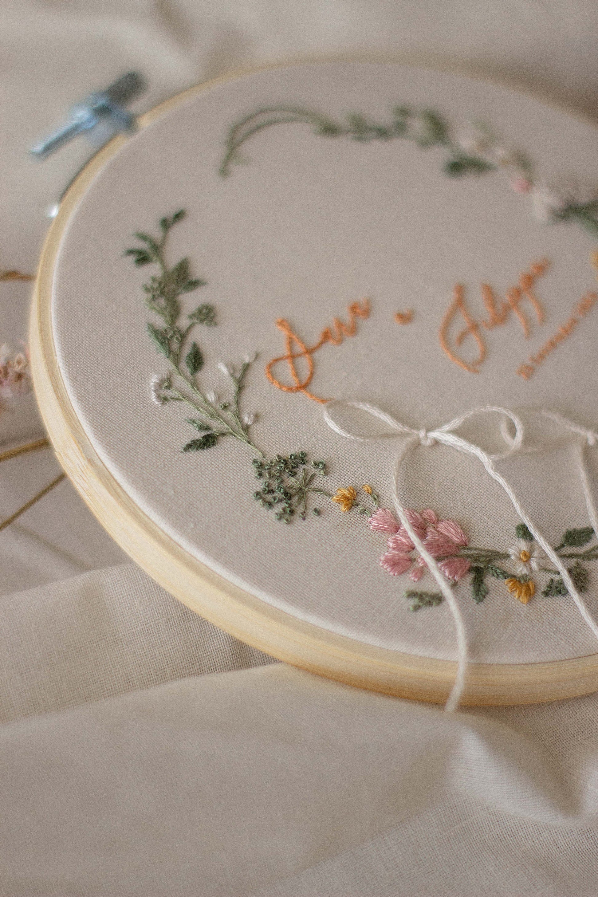 Regalo nozze personalizzato Porta fedi personalizzato Porta fedi ricamato Porta fedi fiori da campo Regalo sposi personalizzato