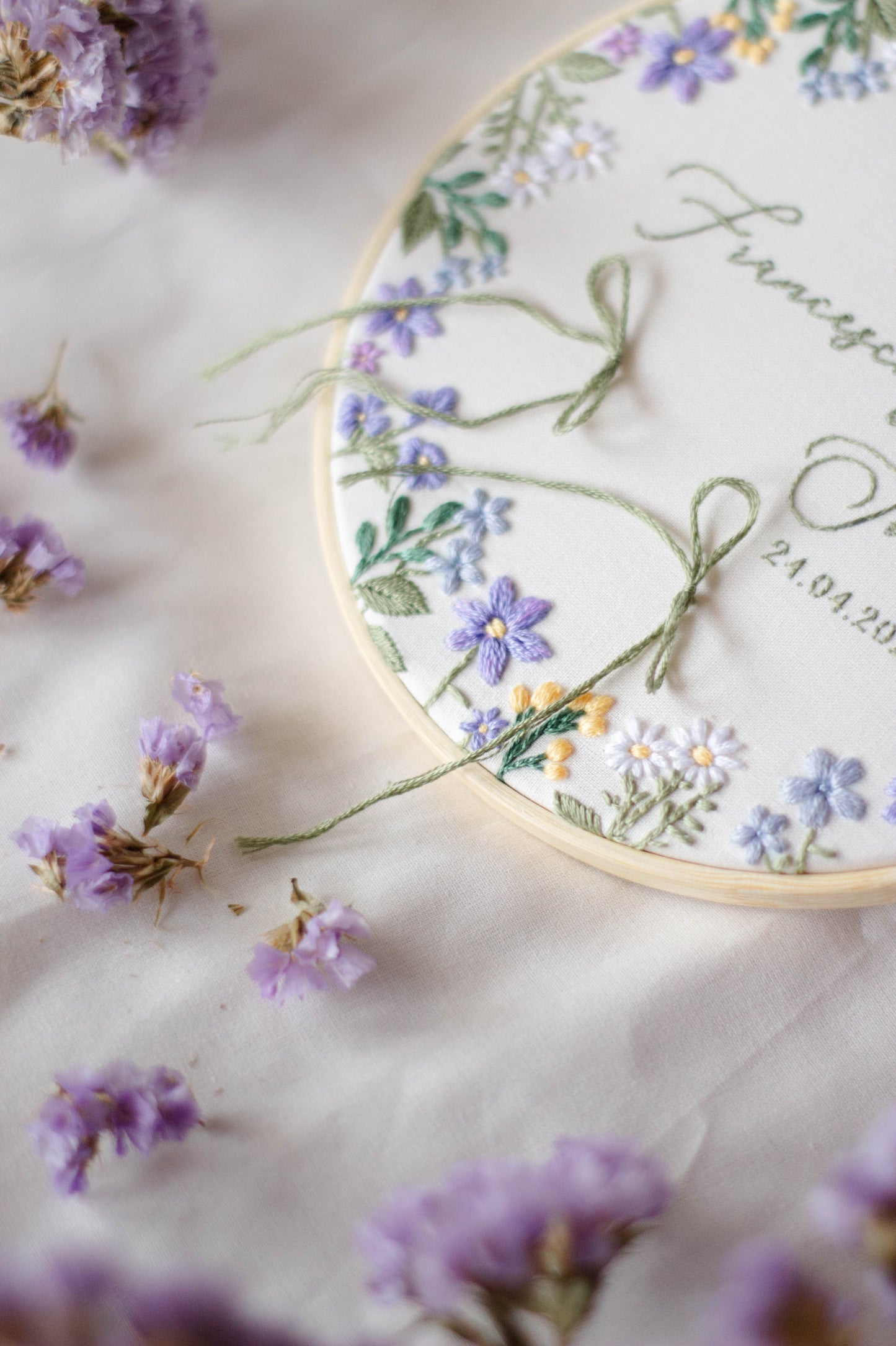 Francesco e Sonia | Portafedi personalizzato ricamato a mano