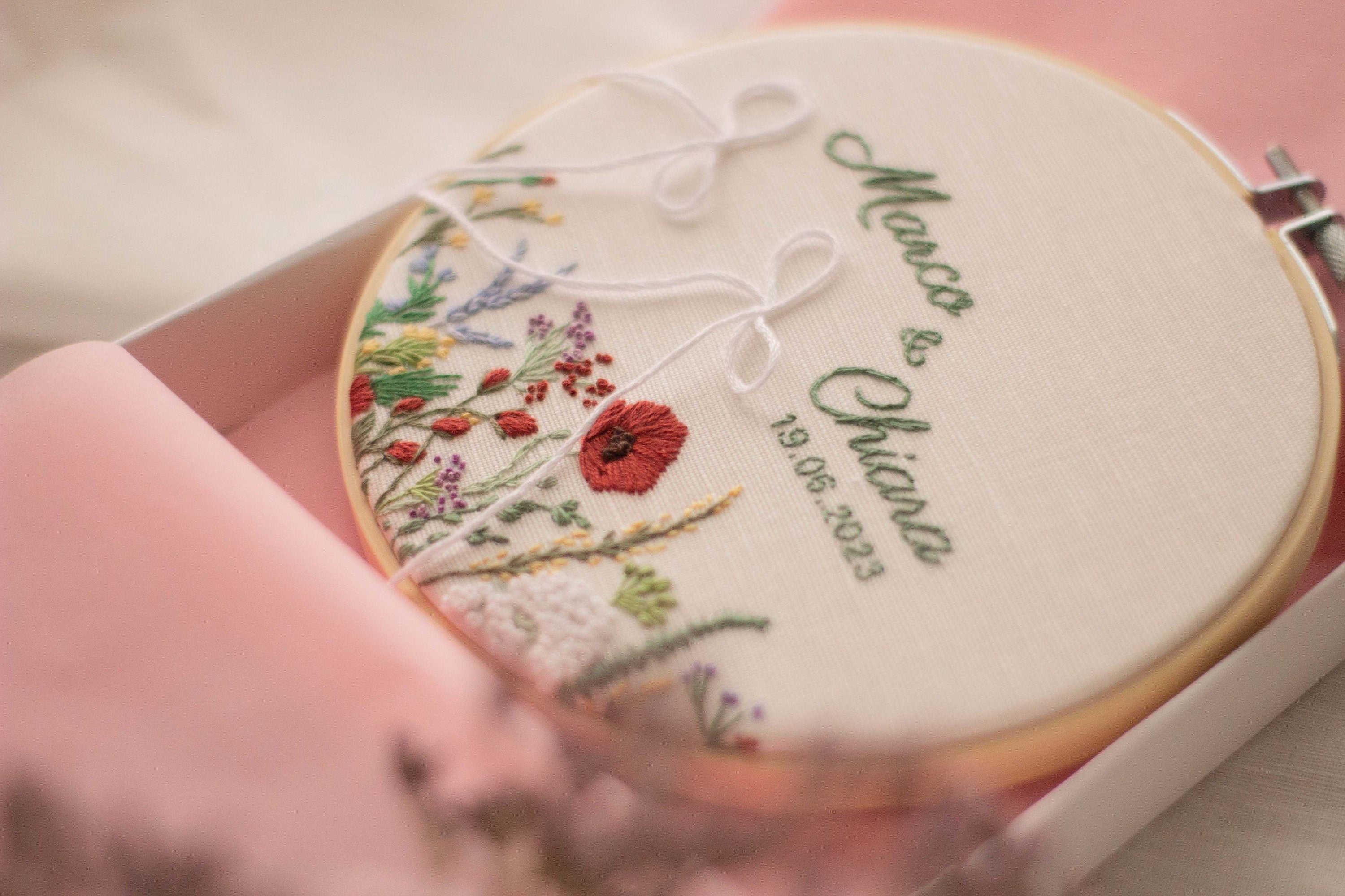 Porta fedi personalizzato Regalo nozze personalizzato Porta fedi ricamato Regalo per gli sposi personalizzato Porta fedi fiori da campo